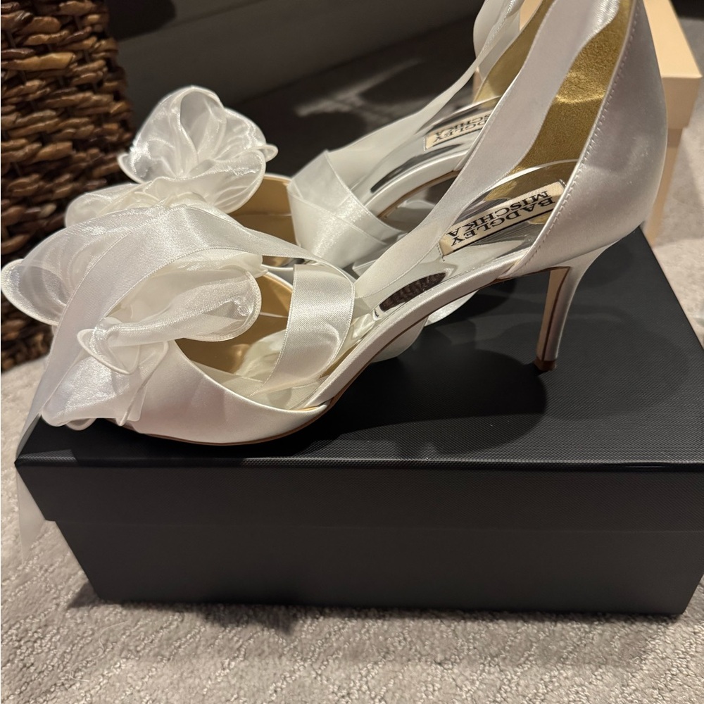 Badgley Mischka White Satin Heels with Bow